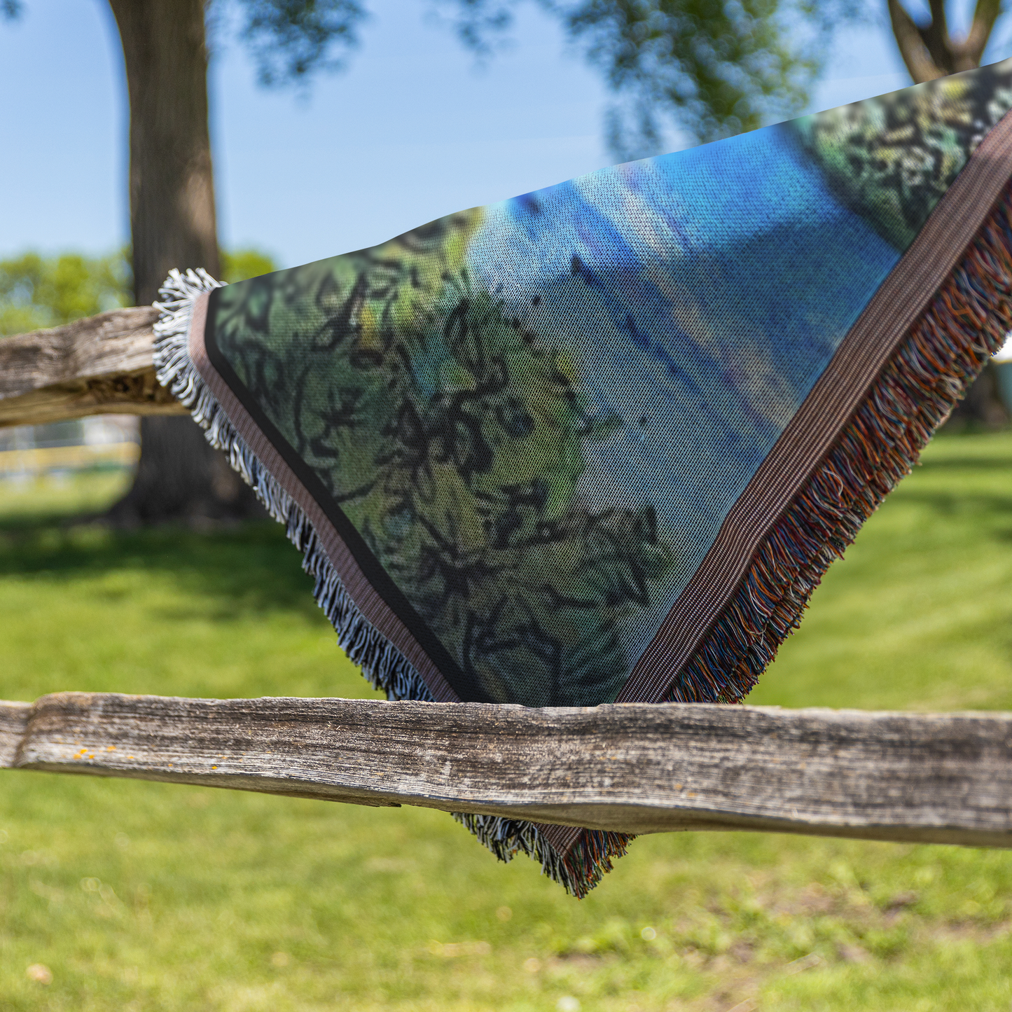 Pond_Picnic_Blanket_Fence_H_Mockup.png