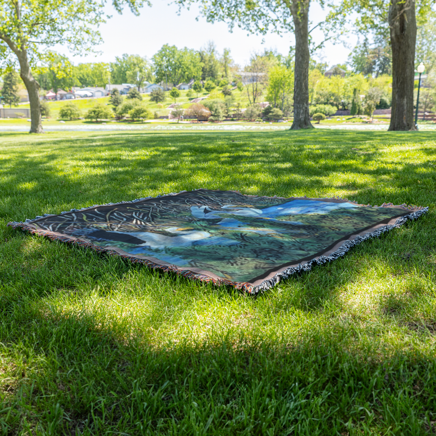 Pond_Picnic_Blanket_Grass_H_Mockup.png