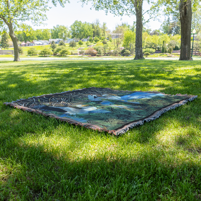 Pond_Picnic_Blanket_Grass_H_Mockup.png