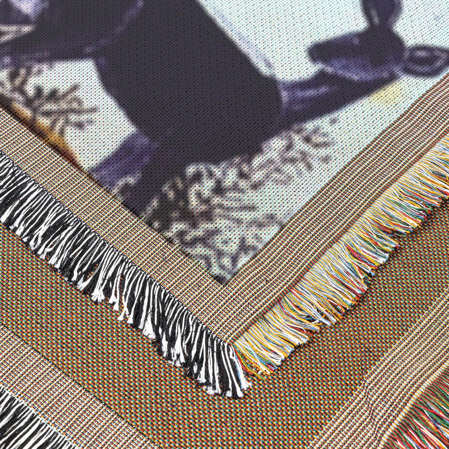 Throw_Blanket_CloseUp_H_Mockup.png